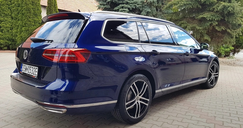 Volkswagen Passat cena 79900 przebieg: 148000, rok produkcji 2018 z Strzegom małe 742